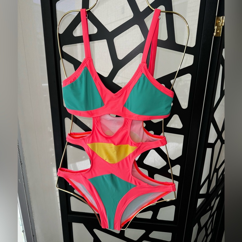Multi-colored Cut Out One Piece Swimsuit